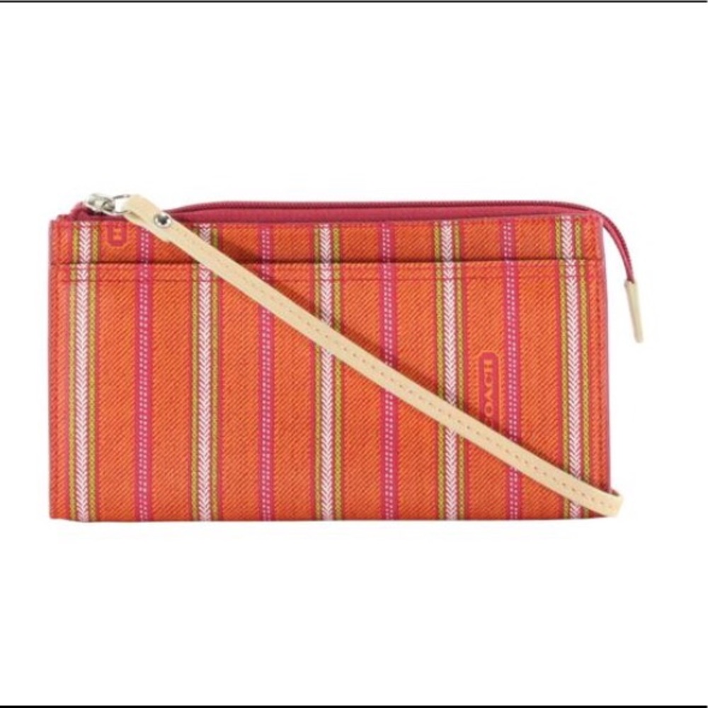 NWT Coach large wristlet